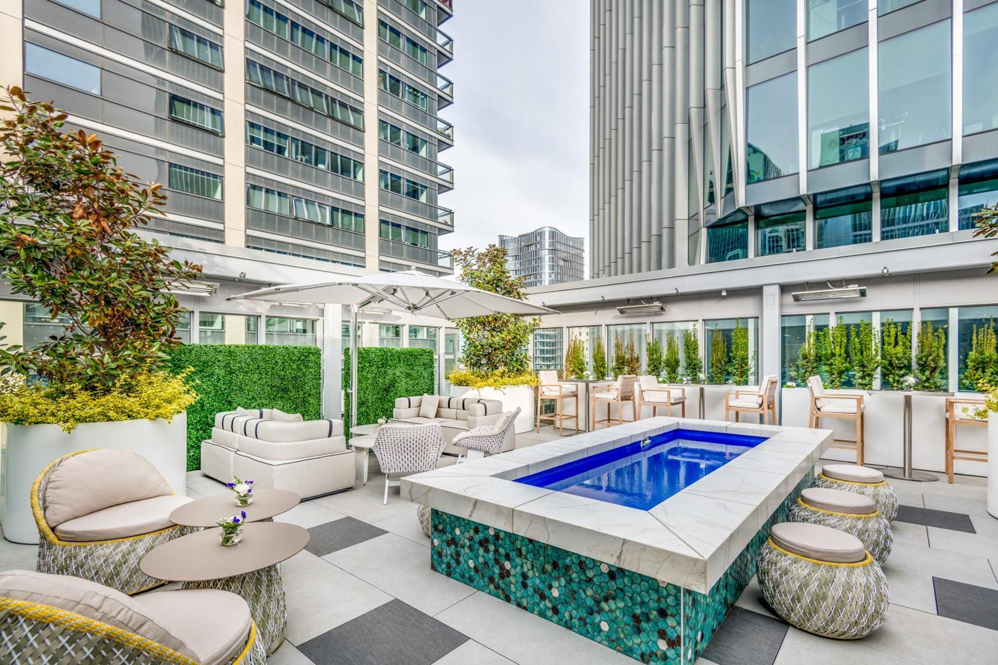 Azur Legacy Collection Hotel Vancouver Exterior foto