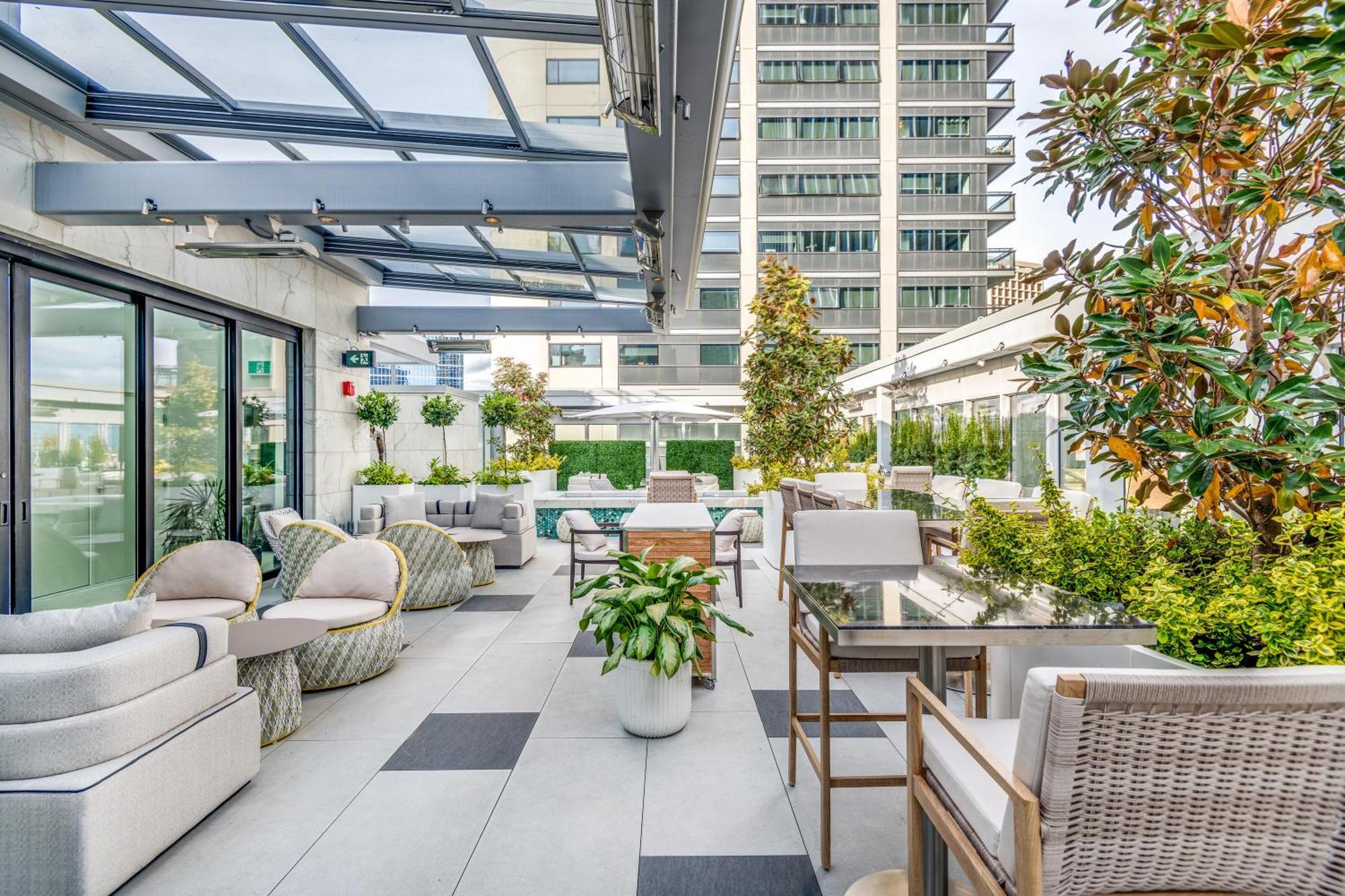 Azur Legacy Collection Hotel Vancouver Exterior foto