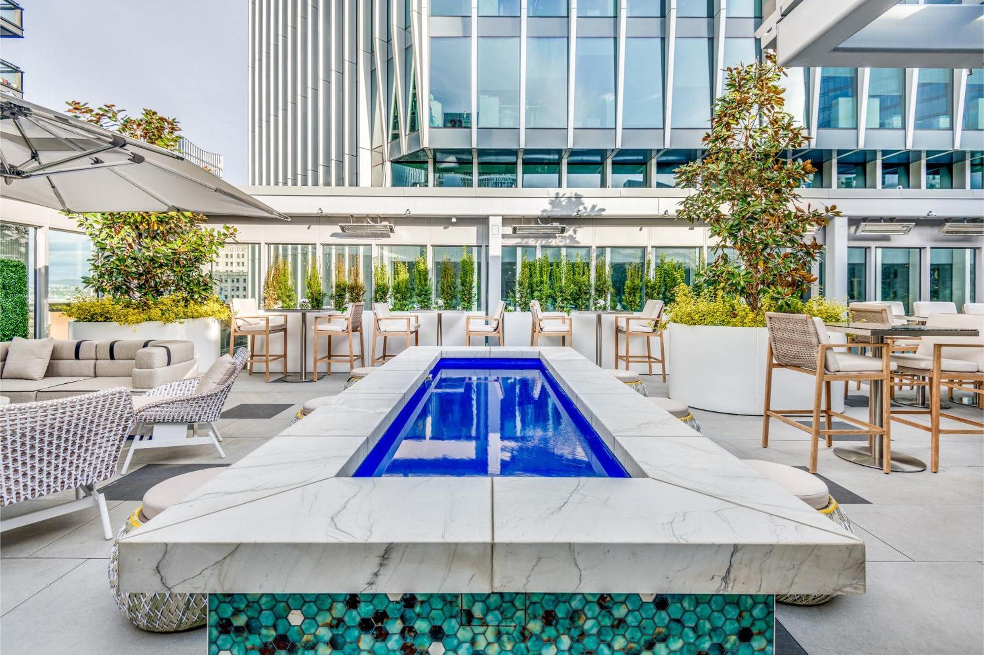 Azur Legacy Collection Hotel Vancouver Exterior foto